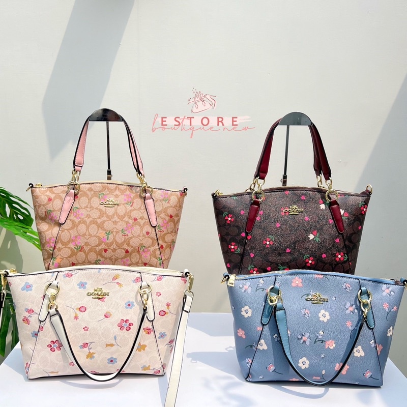 New Ch 03 Flowers Tote Bag