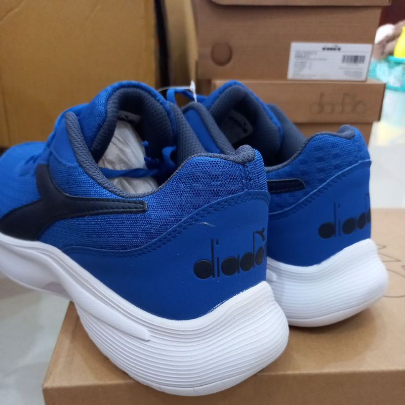 Sepatu Diadora  EAGLE 5