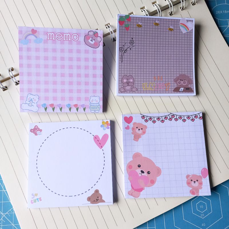 

Memo Pad motif (ukuran 7.5 × 7.5 cm )Ketebalan 80 Gsm