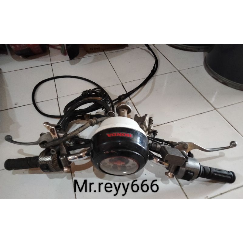 stang set Scoopy esp stater halus 2016/2017, original.