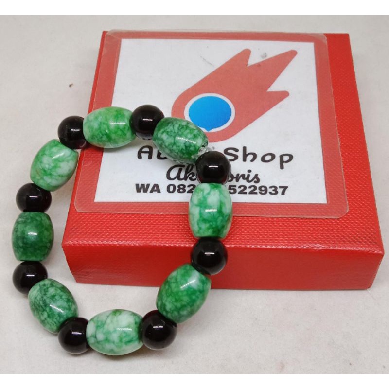 Gelang Batu Giok Oval Natural