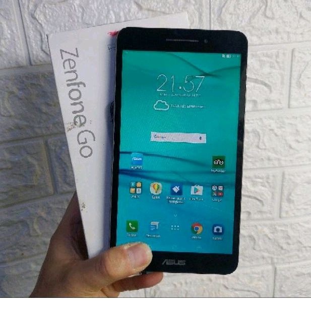 Asus zenfone Go 6,9 inch ram 1gb rom 8gb second