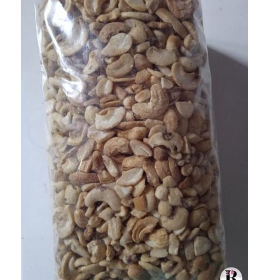 

➼Laris➼ CFNEM Kacang mede patahan 1kg mentah 65 ✾Pasti Murah