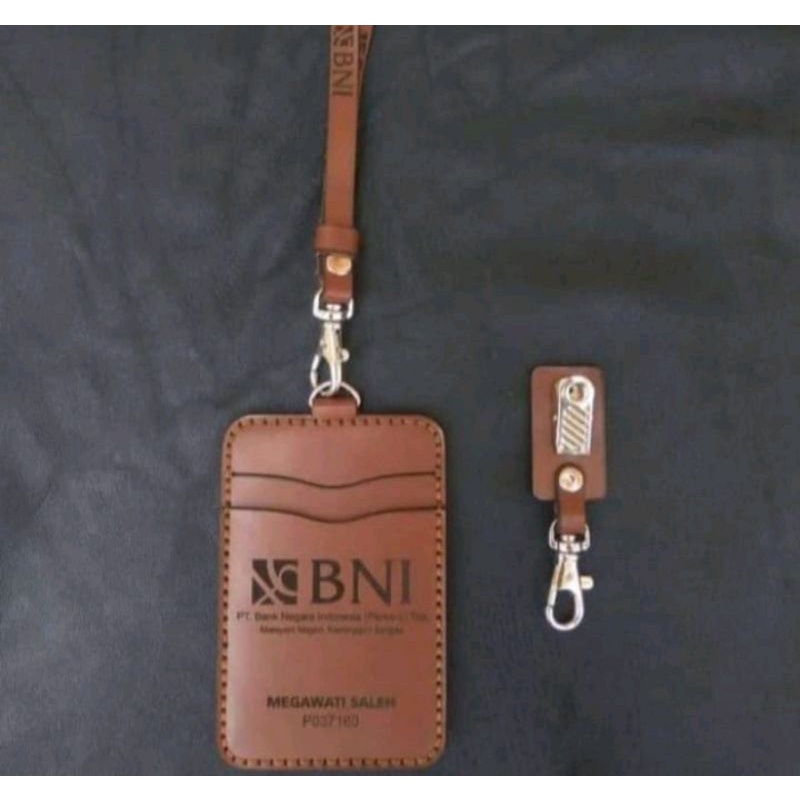 

Custom Lanyard Kulit/ TEMPAT NAMETAG Asli Garut