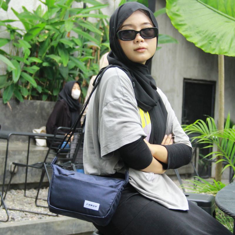 Fansy Slingbag Oricon tas selempang pria wanita