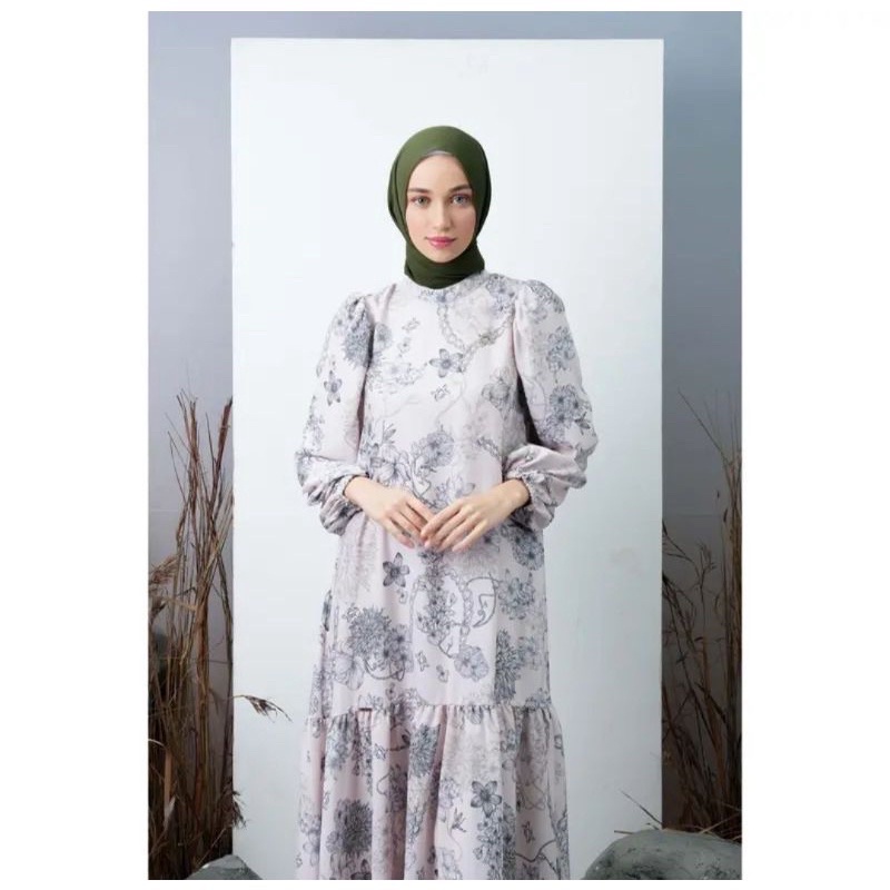 SALE Hepburn Dress Wearing Klamby