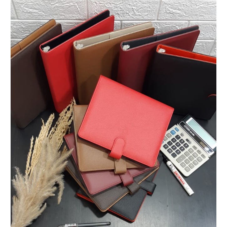 

Binder Polos Premium A5 B5 Binder Exlusive Binder Ring 20 dan Ring 26, Binder Kampus Kuliah, Cover Binder Kulit