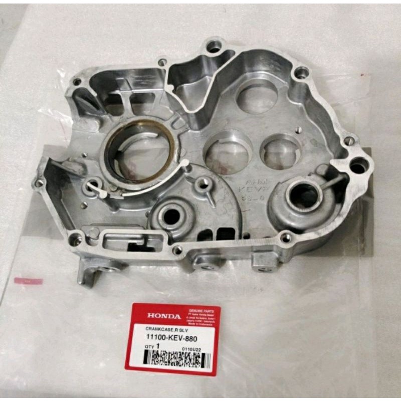 Kalter Kanan oli (Crankcase Comp Right) Grand Supra Legenda Win 11100KEV880