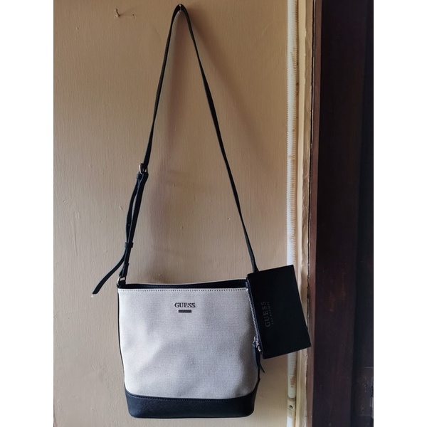 100% NEW Sling Bag Guess Original Store