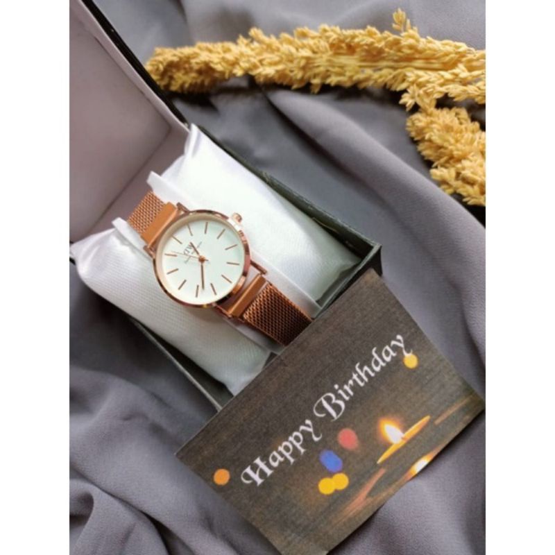Hampers jam tangan wanita,kado ulang tahun pacar.eklusif gift box