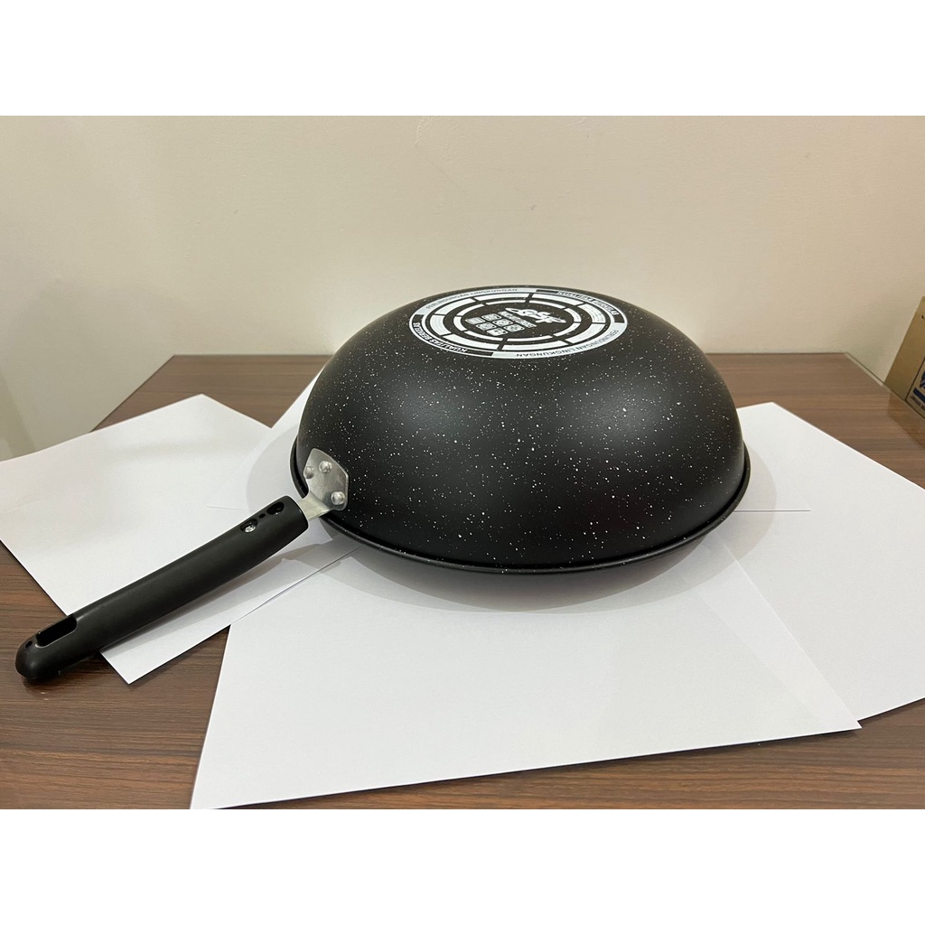 WAJAN ENAMEL GSF UK 32CM ANTI LENGKET DILENGKAPI HANDLE YANG ANTI PANAS