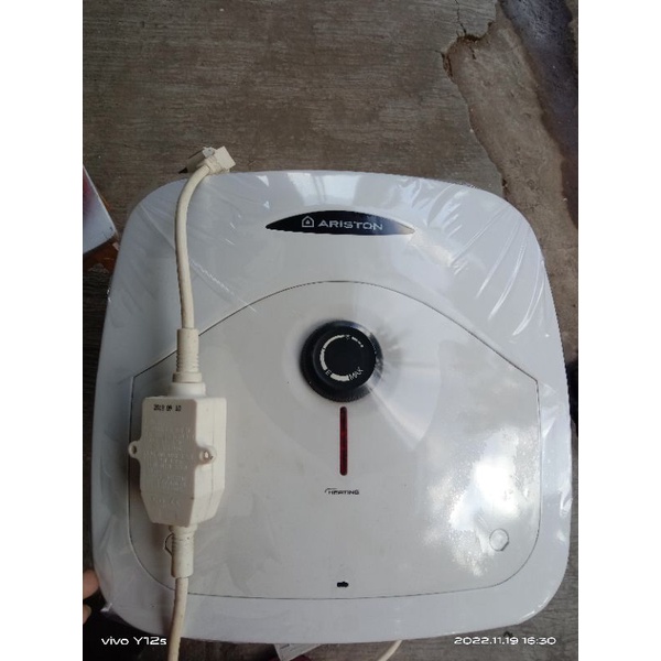 water heater Ariston 30 liter