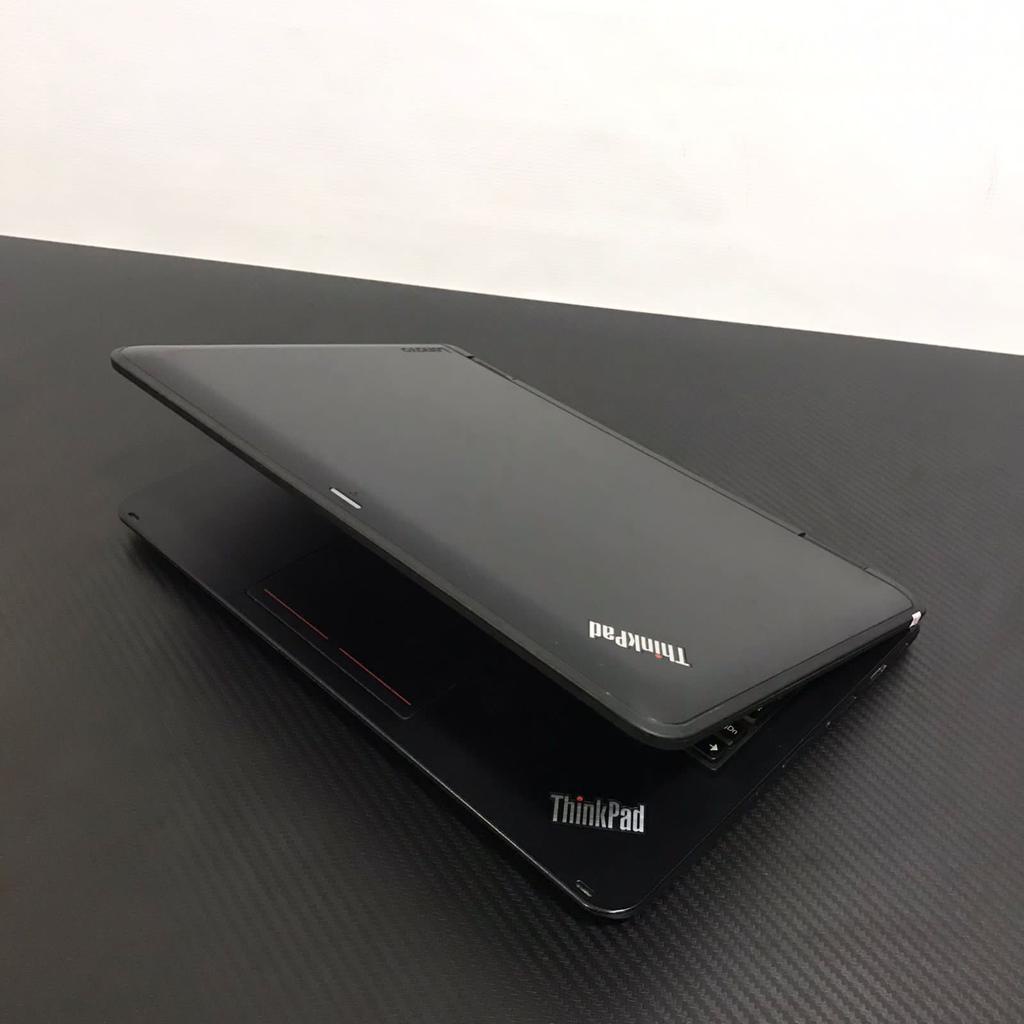 Lenovo Thinkpad Yoga 11E  Touchscreen filip Convertible Ultrabook Ram 4gb SSD 128gb - windows 10