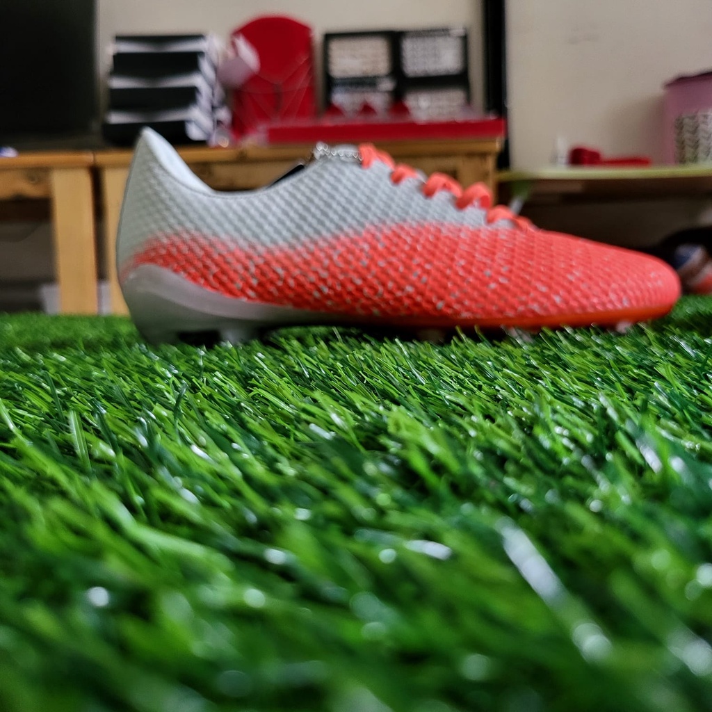 Sepatu Bola Bewox BW Motif Gradation Pria / Wanita Sepatu Bola Pria Berkualitas Dan Original