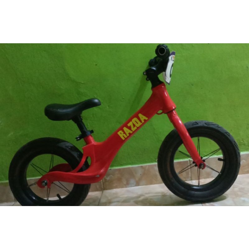 SECOND / PRELOVE Pushbike Balance Bike runbike I cycle shredd
