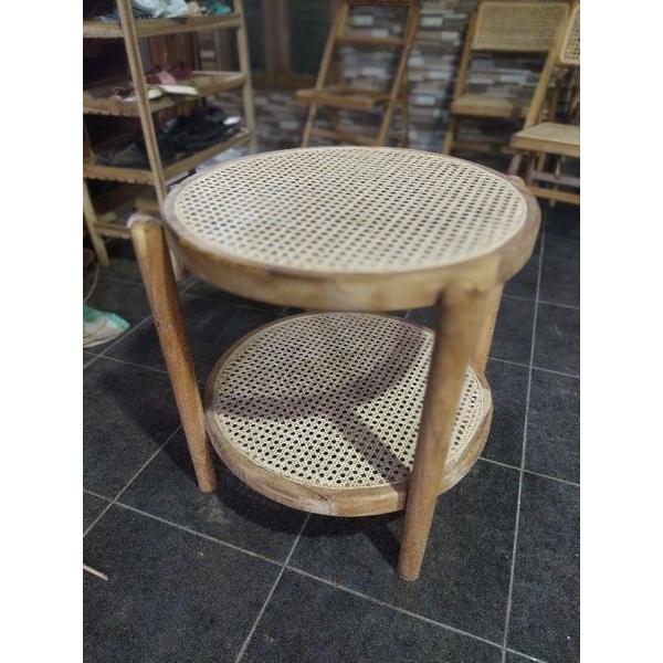 Meja bulat kombinasi rotan