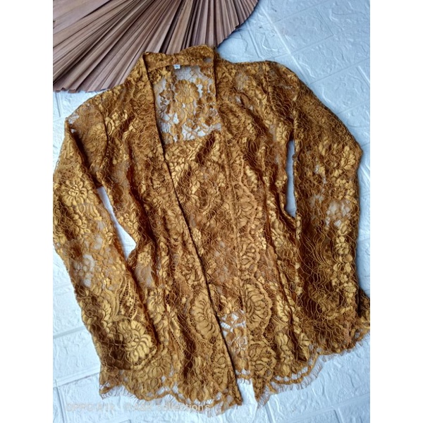 Kebaya brokat metalic