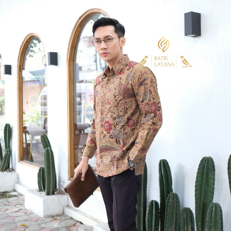 Kemeja Batik Dewa Mahendra Coklat Slimfit