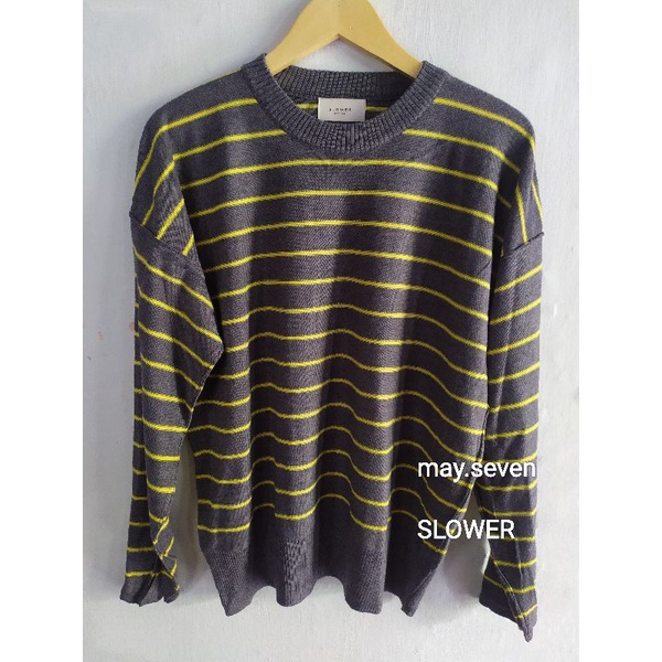 Sweater Rajut Salur