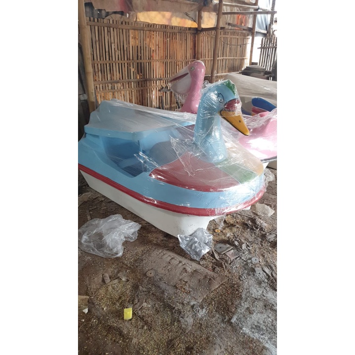 sepeda air bebek jual sepeda  air gowes perahu gondala perahu fiber karakter