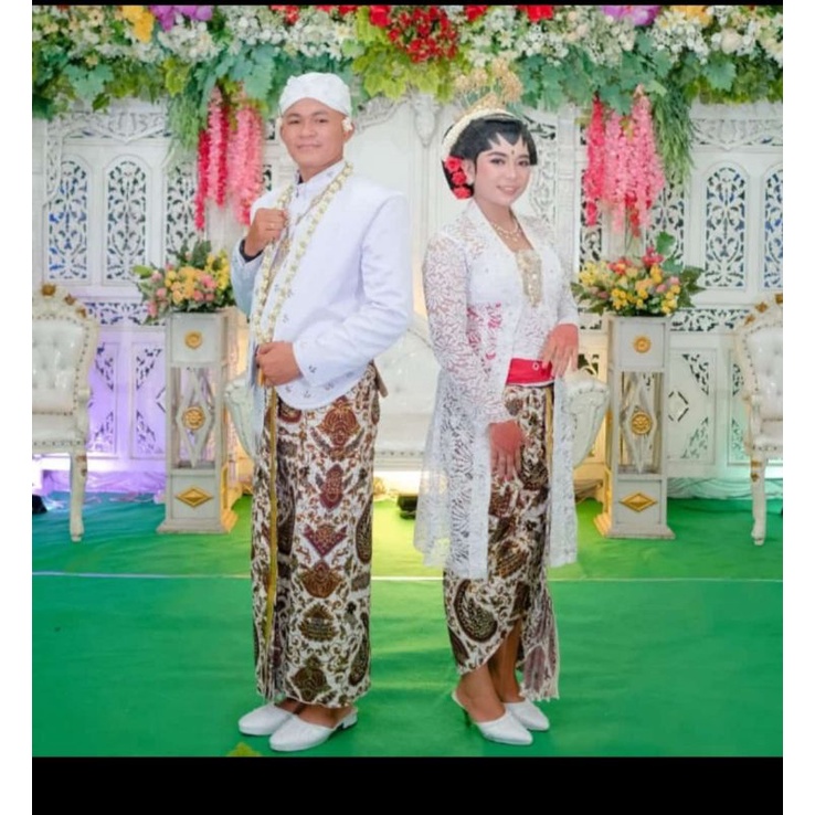 KEBAYA KUTHU BARU PUTIH