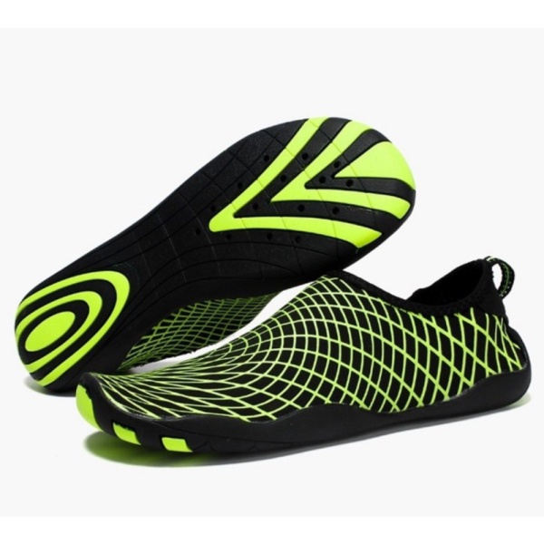 

Promo STOUREG Sepatu Pantai Olahraga Air Size 39 - 6688 - Green Diskon