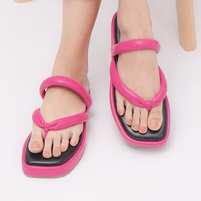 SARASARA YUK - Dunkenstock Rissa Sandal Wanita Jepit Tinggi 2cm Size 36 - 40 Tidak Licin Sendal Japit Beleza Wedges Slop Casual Dunkenstok Rumah Belleza 37 38 39 Warna Smoke Coklat Sara Sara Kekinian Premium Terbaru Shoes Ori Original Mall Official Store