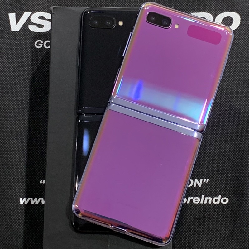 Samsung Z Flip 8/256 GB Garansi Samsung SEIN Indo Second Bekas Top Ori Ex Pemakaian Good Condition