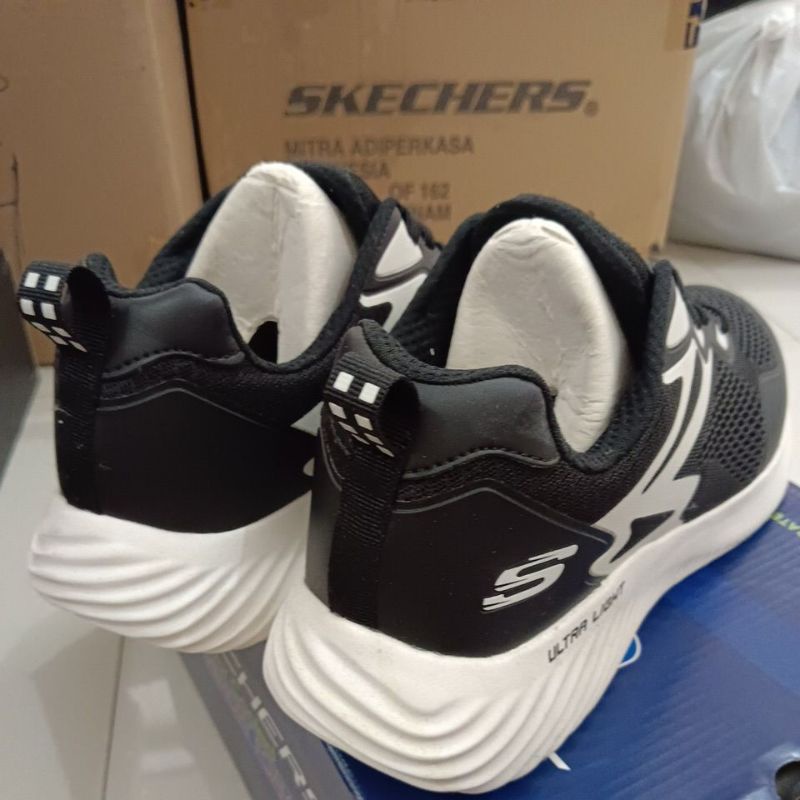 Sepatu Skechers Belgrade 232376