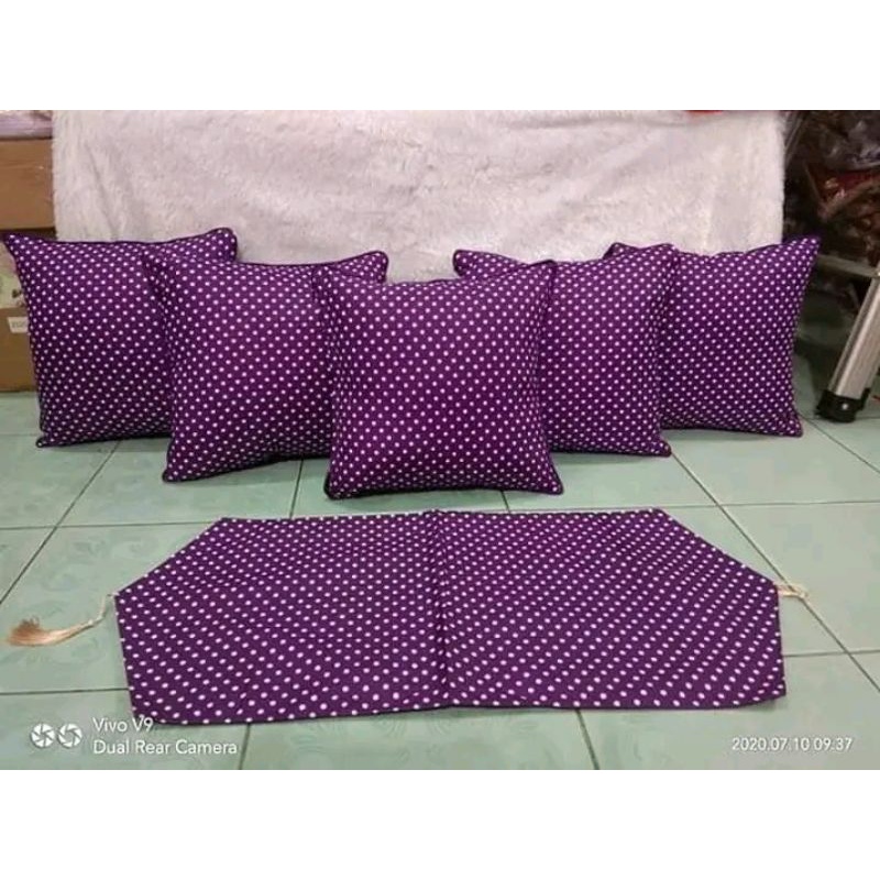 Satu set bantal sofa + taplak meja