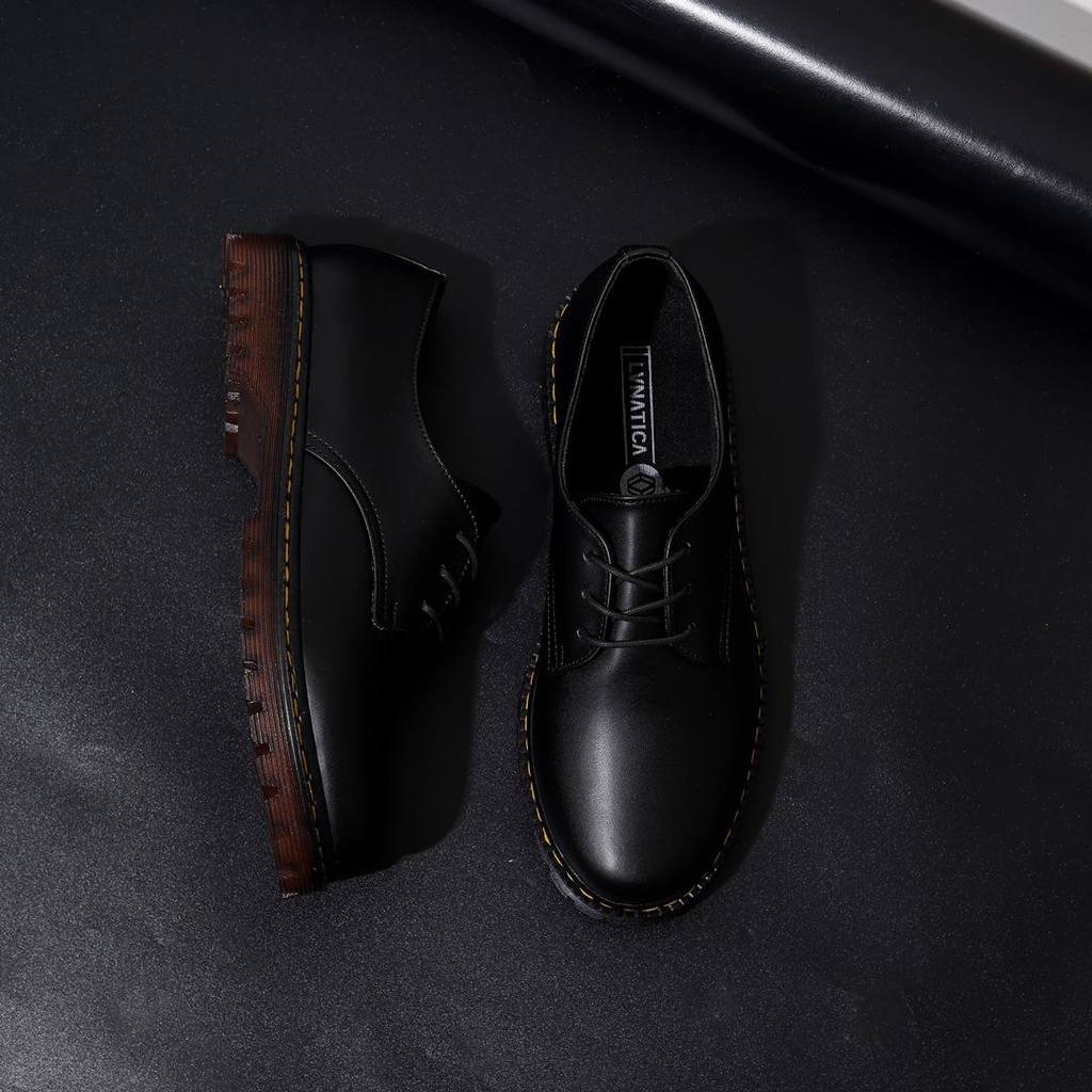 GREALISH BLACK GUM ORIGINAL x LVNATICA Sepatu Formal Hitam Tali Pria Pantofel Kerja Kantor Dinas Resmi Guru Kantoran Pesta Undangan Wedding Kondangan Nikah Wisuda Kuliah Modern Casual Oxford Derby Semi Kulit Premium Footwear Keren Terbaru Kekinian Branded