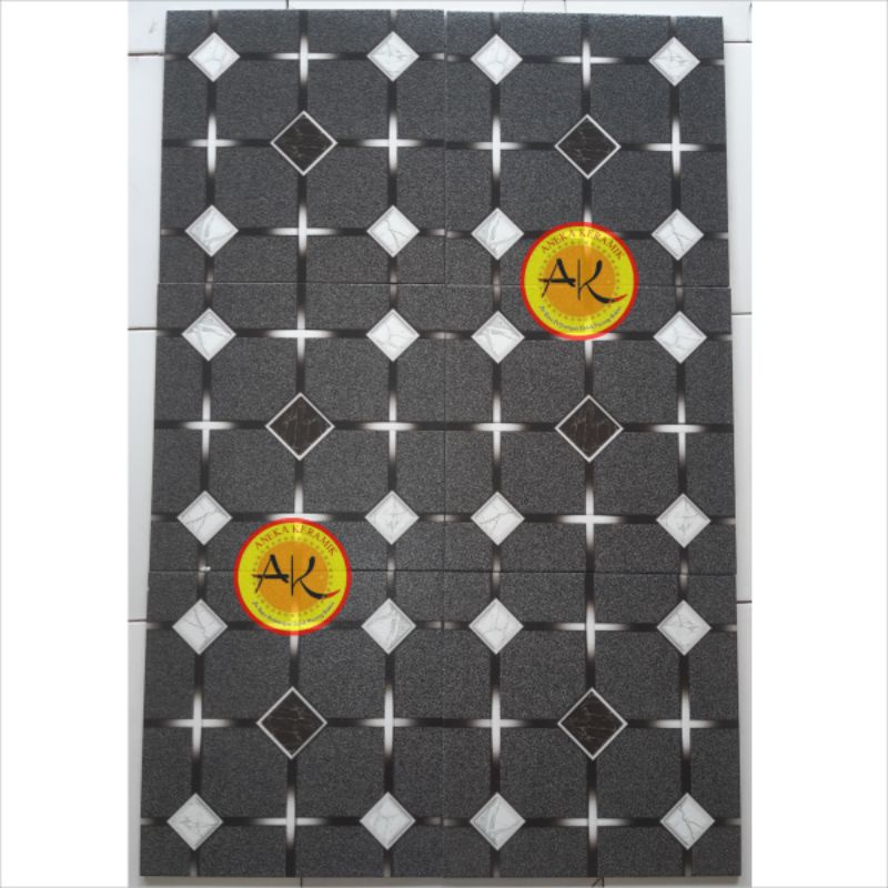 Keramik Lantai Teras/Garasi Kasar Matt Motif Hexagon 40x40 Hummer Black