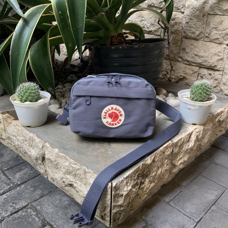 FJALLRAVEN KANKEN HIP PACK GRAPHITE