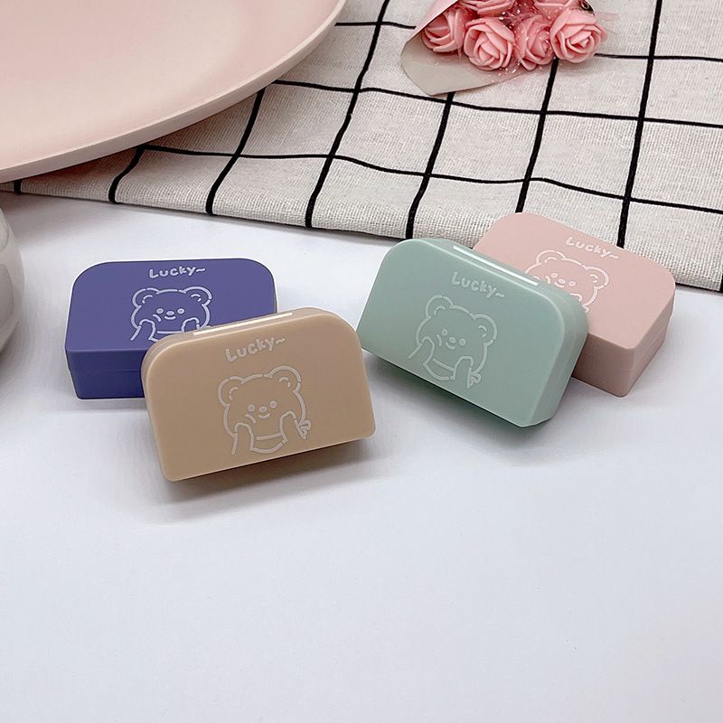 Tempat softlens mini karakter lucky