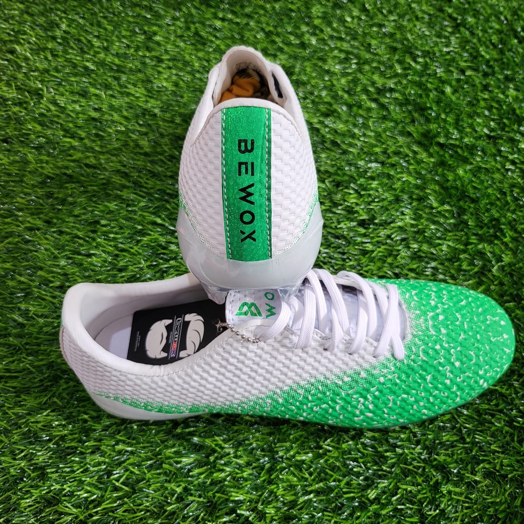 Sepatu Bola Bewox BW Motif Gradation Green White Pria / Wanita Sepatu Bola Pria Berkualitas Dan Original