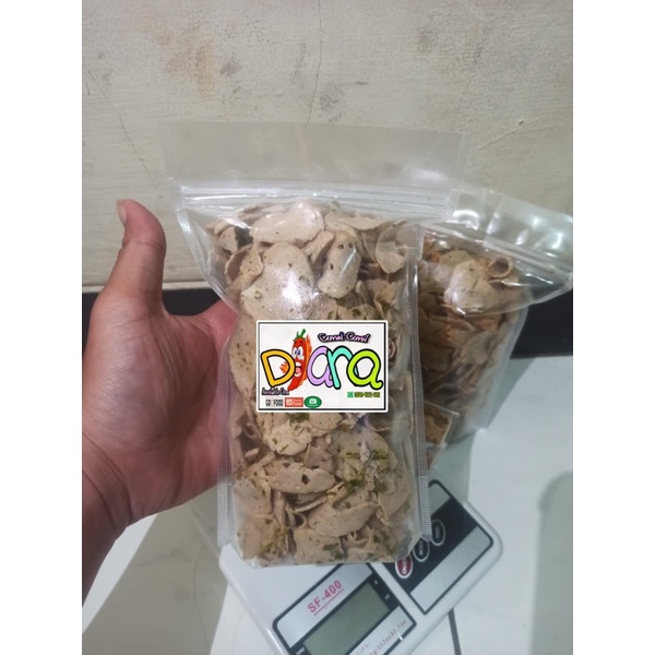 

Kerupuk basreng seblak asin pedas dengan daun jeruk nagih banget