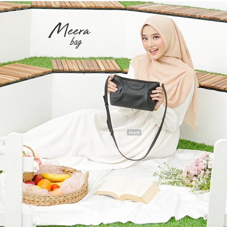 Hody Meera Sling Bag Quality Premium