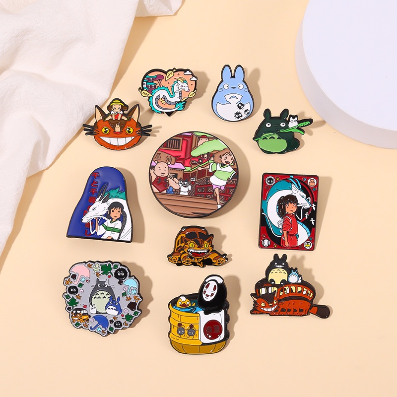Childhood Anime Enamel Pin Mononoke Chihiro Haku Totoro Bros Kerah Pin Lencana Film Kartun Perhiasan Hadiah Untuk Anak-Anak Teman Penggemar