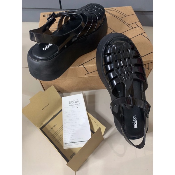 preloved melissa aranha plato black