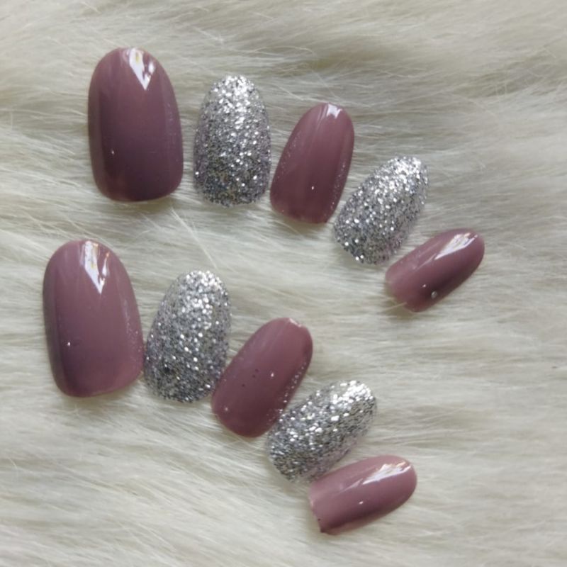 KUKU PALSU HIAS OVAL PENDEK SIMPLE NAIL ART NUDE