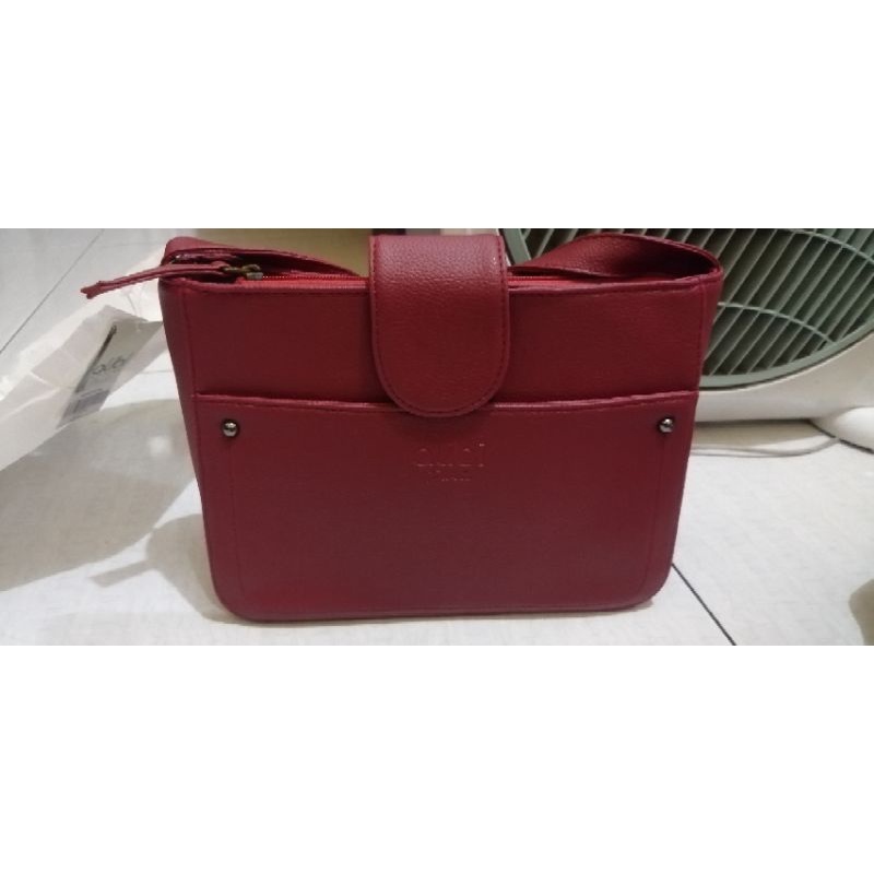 TAS SELEMPANG WANITA MANDA RED PROMO ALIBI PARIS ORIGINAL