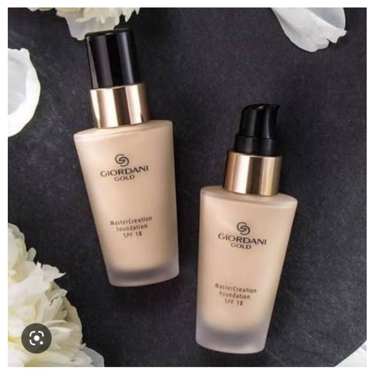 Giordani Gold MasterCreation Foundation SPF 18