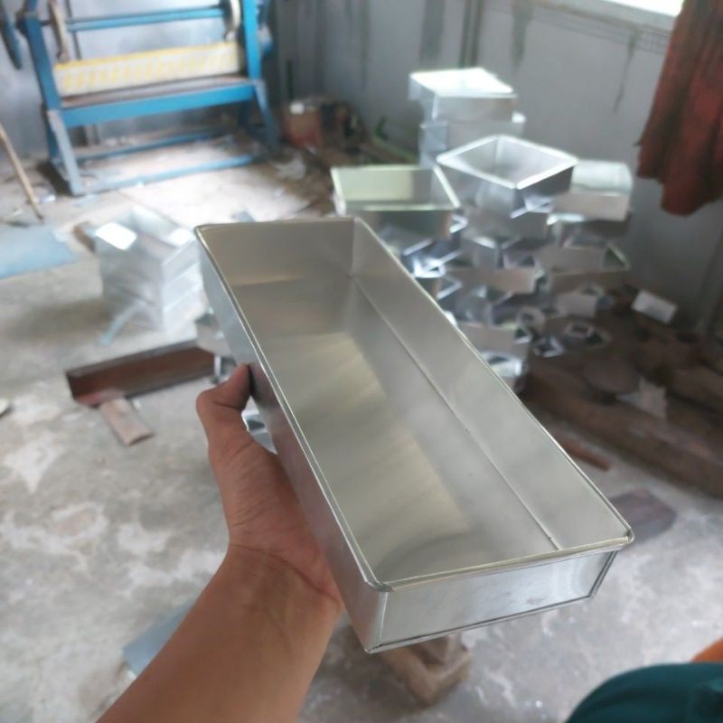 Loyang Brownies Aluminium 30x10 Tebal / Cetakan Brownies / Loyang Kue