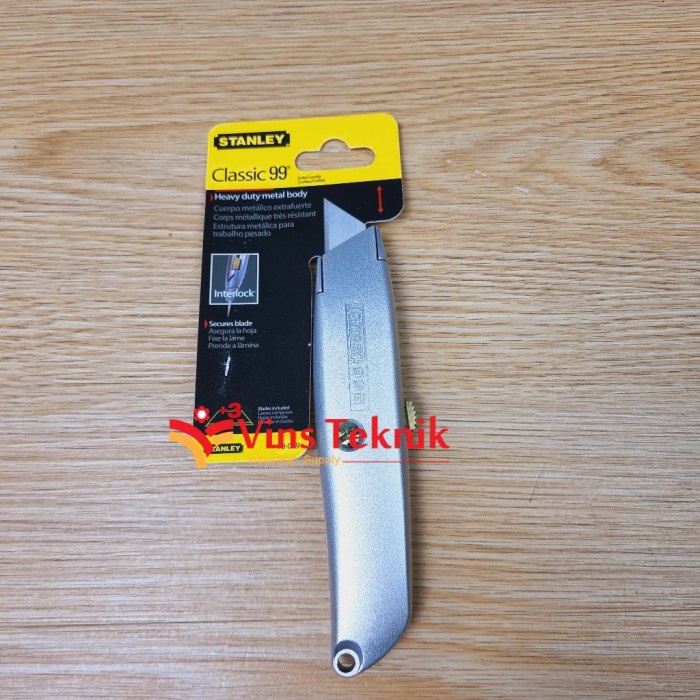 

Pisau Cutter Cuter Potong Retractable Utility Knife Stanley 10-099