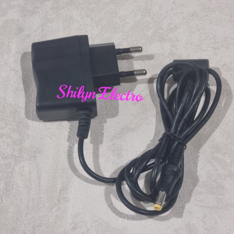 ADAPTOR 5V 1A 5 VOLT 1 AMPERE 5.5 X 2.1 MM