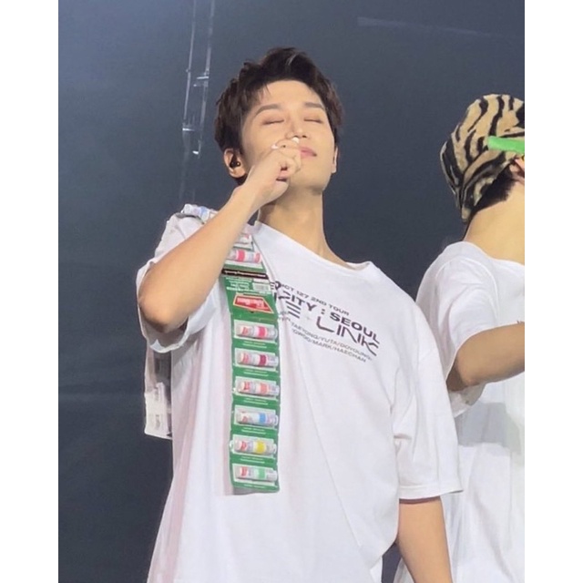 inhaler thailand poy-sian (Taeil, Doyoung NCT, Lisa Blackpink)