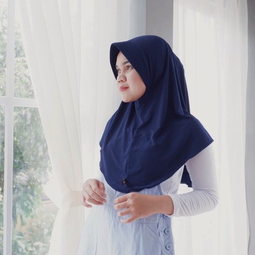 Jual Hijab - Nazwa Sport Jersey  Kerudung instan - Jilbab Murah Hijab Instan Nazwa Sport Bahan Jersey