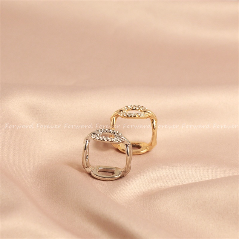 Cincin Bulat Multi Fungsional Sederhana Kristal Geometris alloy Syal Kancing Aksesoris Wanita M40331