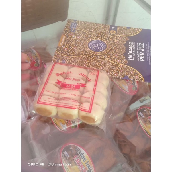 

orderan Cust Pasaman Rendang dan Bakpia