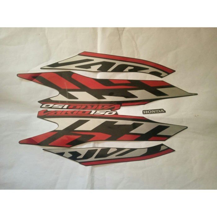 

STIKER STRIPING LIS BODY MOTOR HONDA VARIO NEW 150 2020